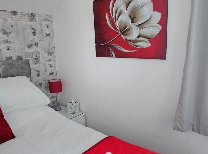 Hermosa Guest house *